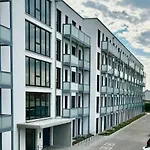 Carefree Mikroapartment Inkl. Balkon + Tiefgarage Augusta