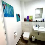 Carefree Mikroapartment Inkl. Balkon + Tiefgarage * Augusta
