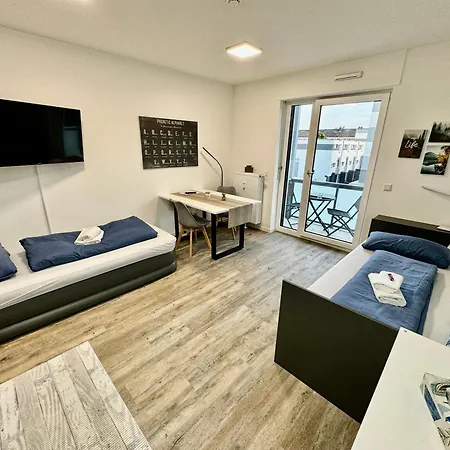 Carefree Mikroapartment Inkl. Balkon + Tiefgarage * Augsburg