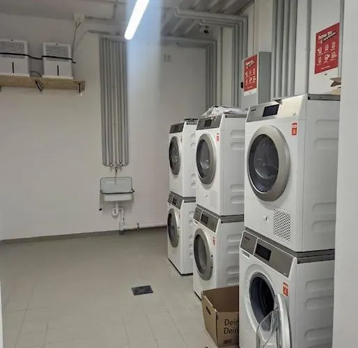 Carefree Mikroapartment Inkl. Balkon + Tiefgarage * Augsburgo